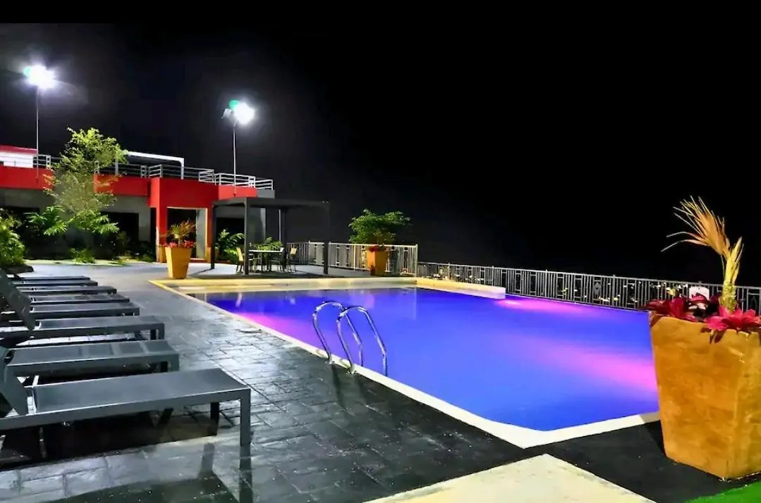Beauty Escape 3 Bedroomvacation Home Ocho Rios Casa de Férias